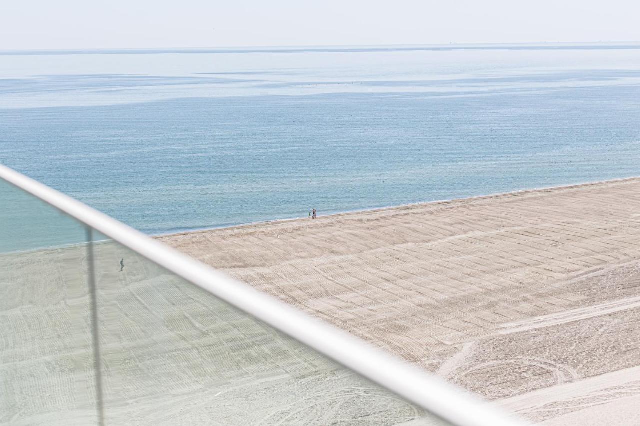 Sea On Aparthotel Mamaia Exteriör bild